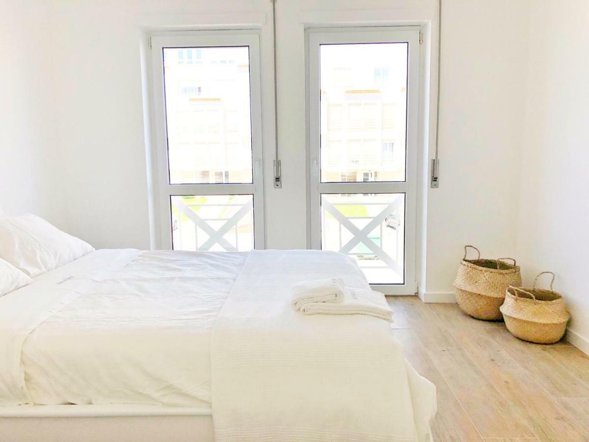 Appartamento Bay House Baleal - Surfboard Included Ferrel  Esterno foto